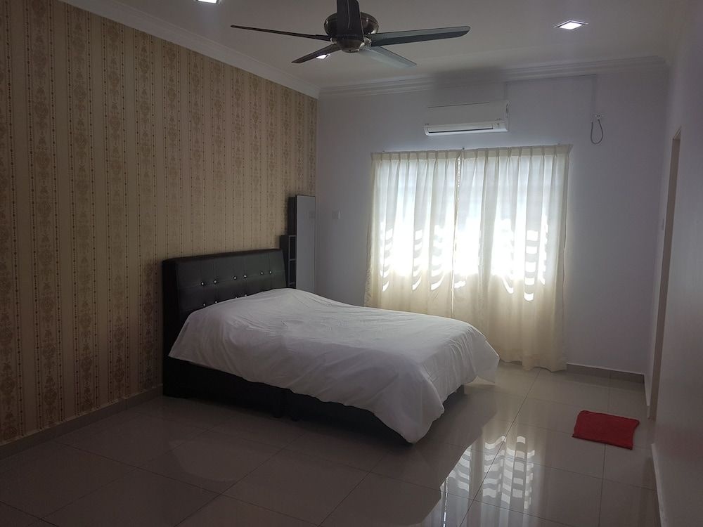 Sitiawan Homestay