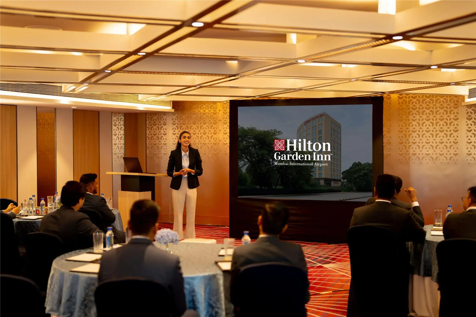Foto - Hilton Garden Inn Mumbai International Airport