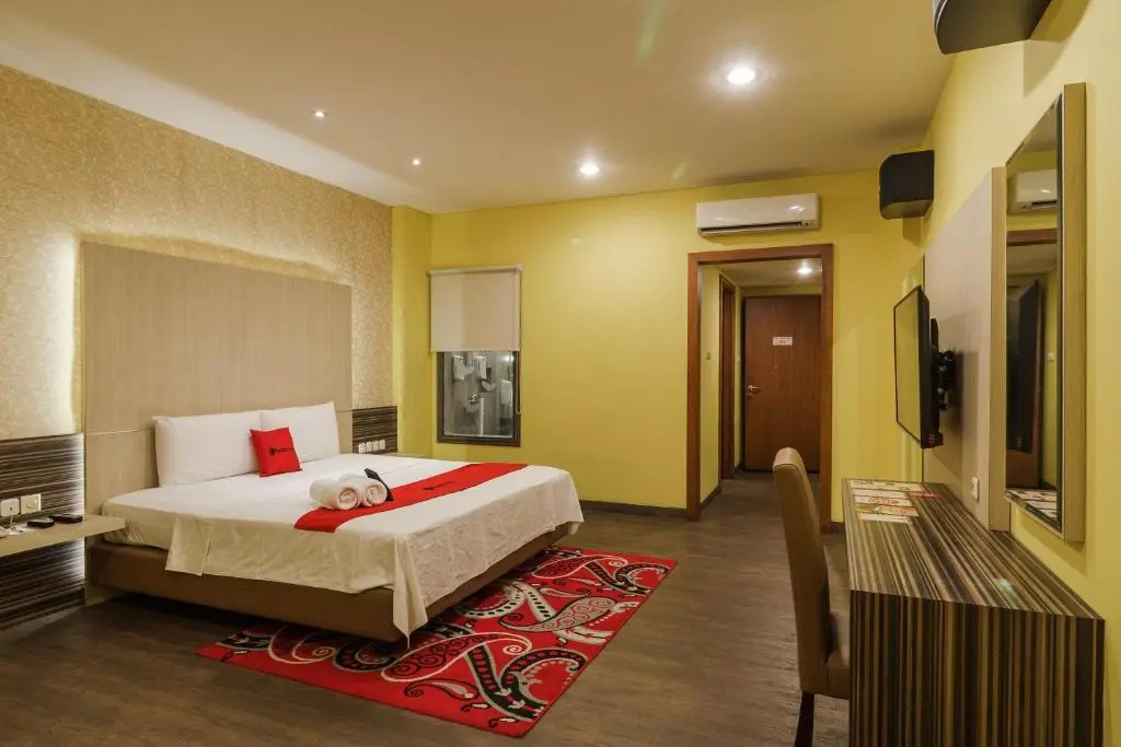 Photo - RedDoorz Plus near Dunia Fantasi Ancol
