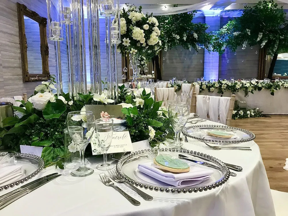 Photo - Brook Hall Hotel