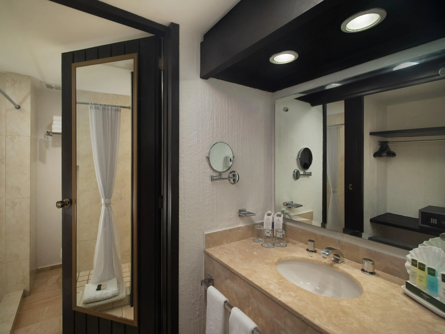 Photo - El Cid Granada Hotel & Country Club