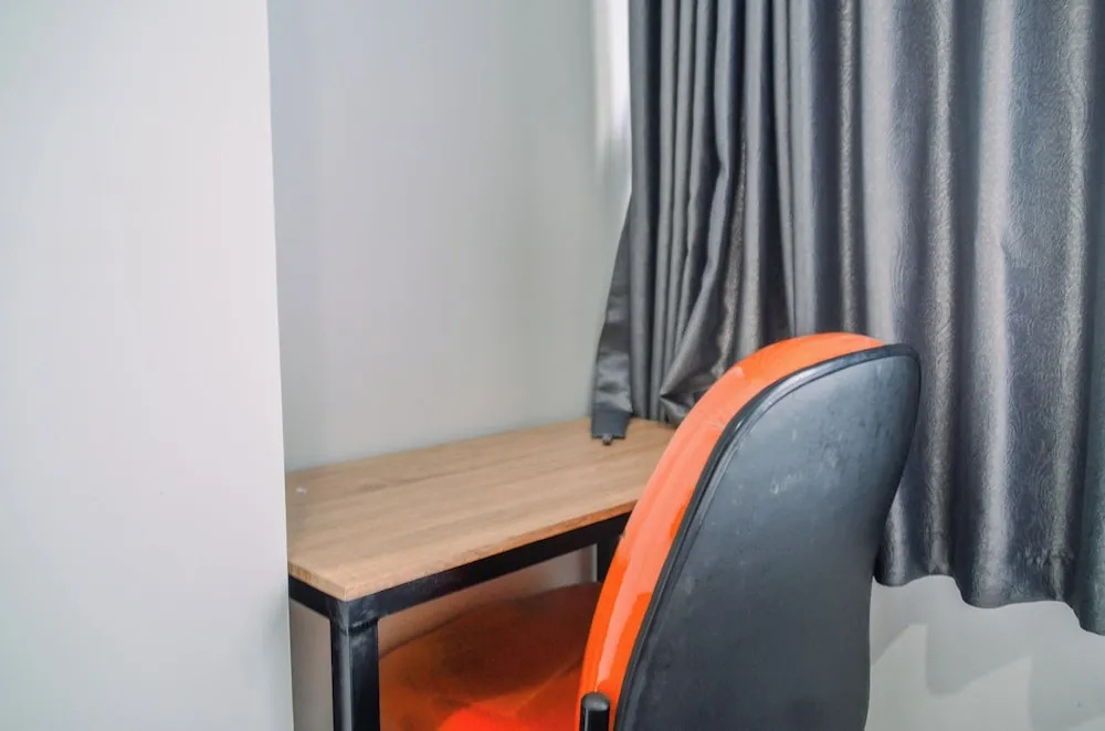 Chic and Cozy 2BR Apartment at Springwood Residence