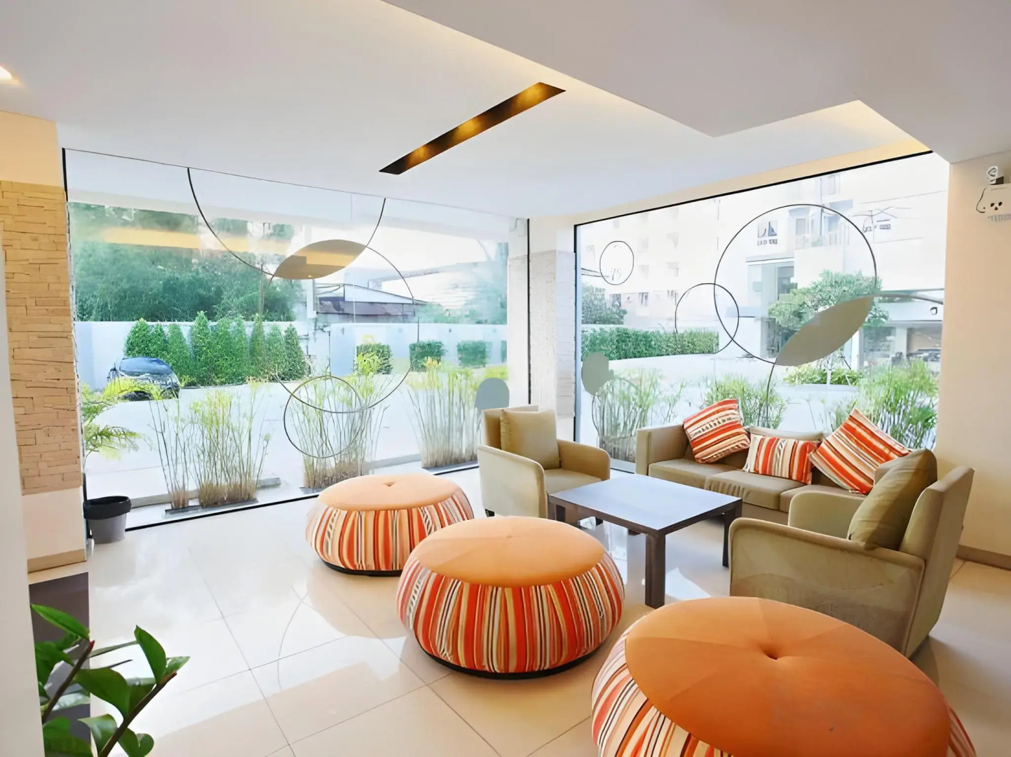 Photo - Leenova Hotel