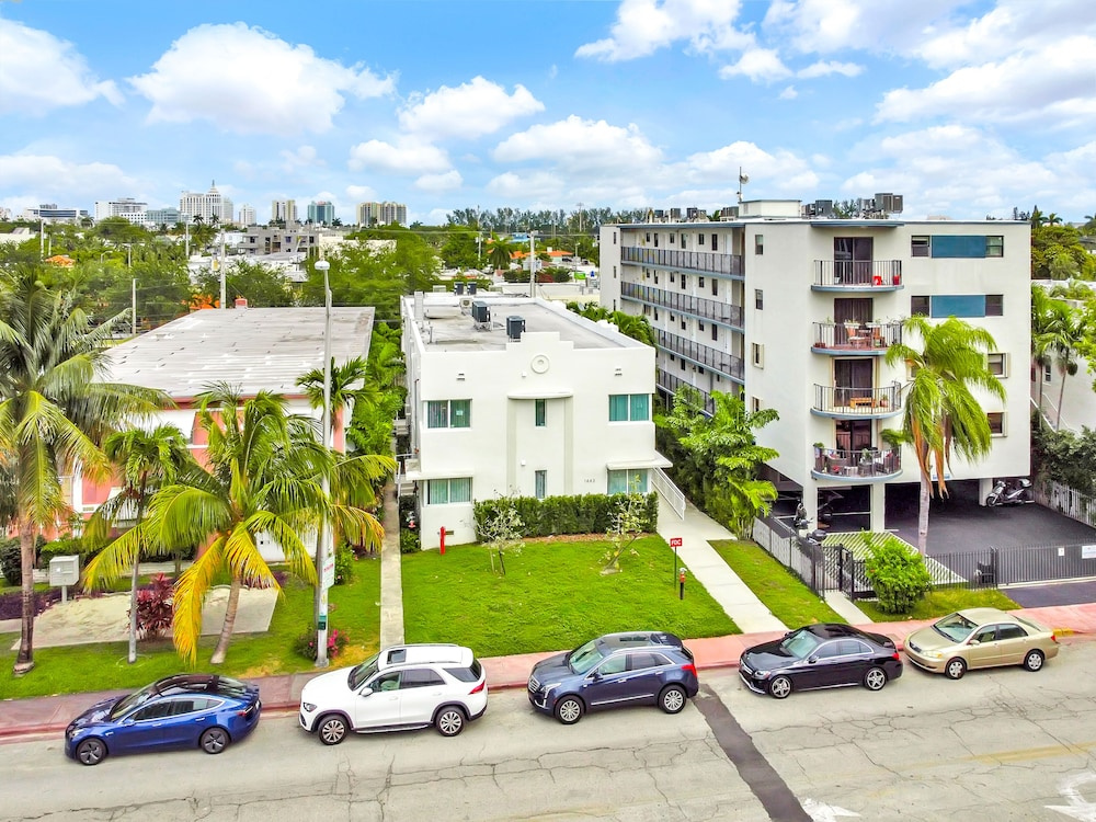 Photo - West Deco Boutique Apartments