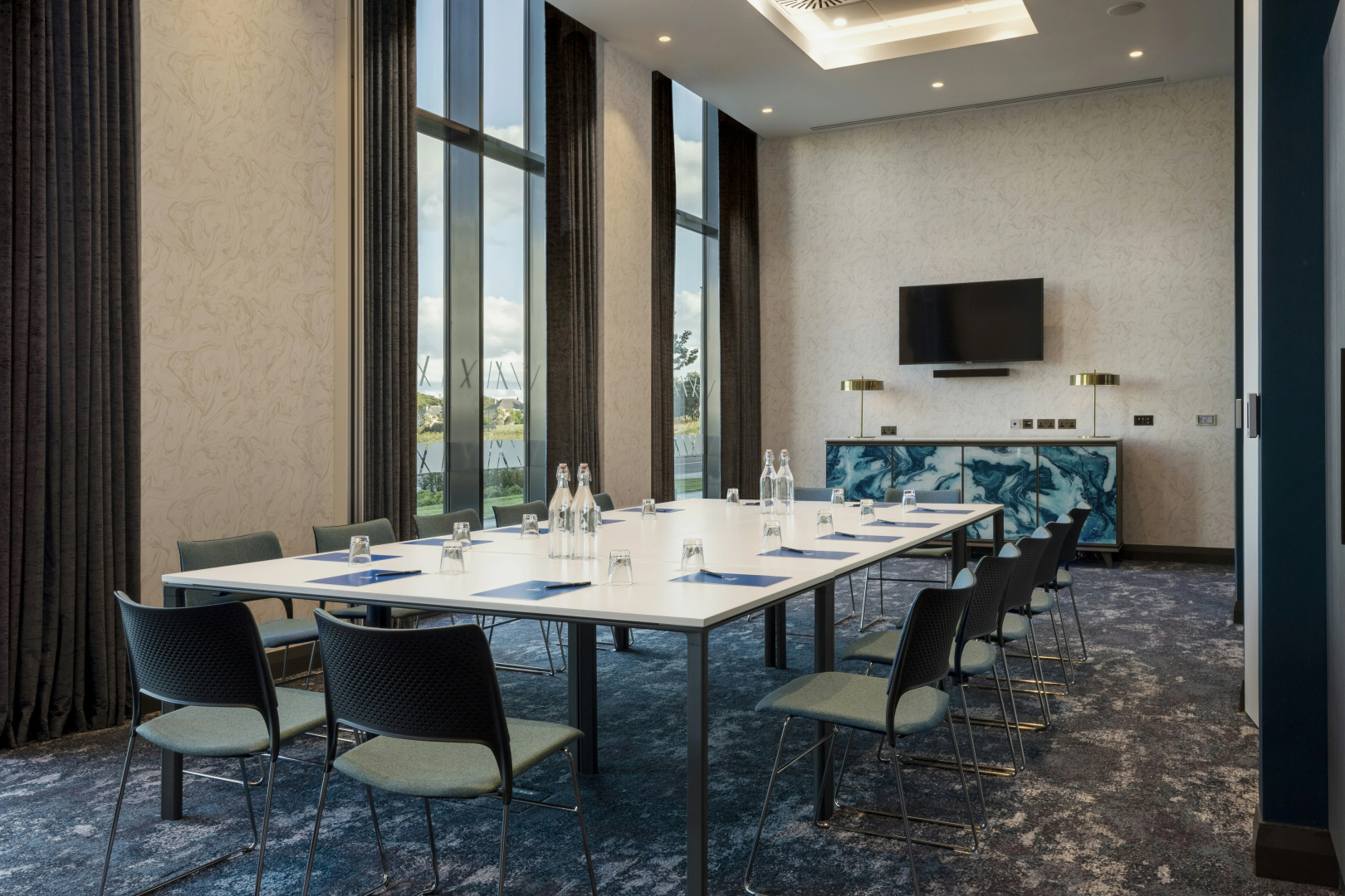 Foto - Hilton Aberdeen TECA