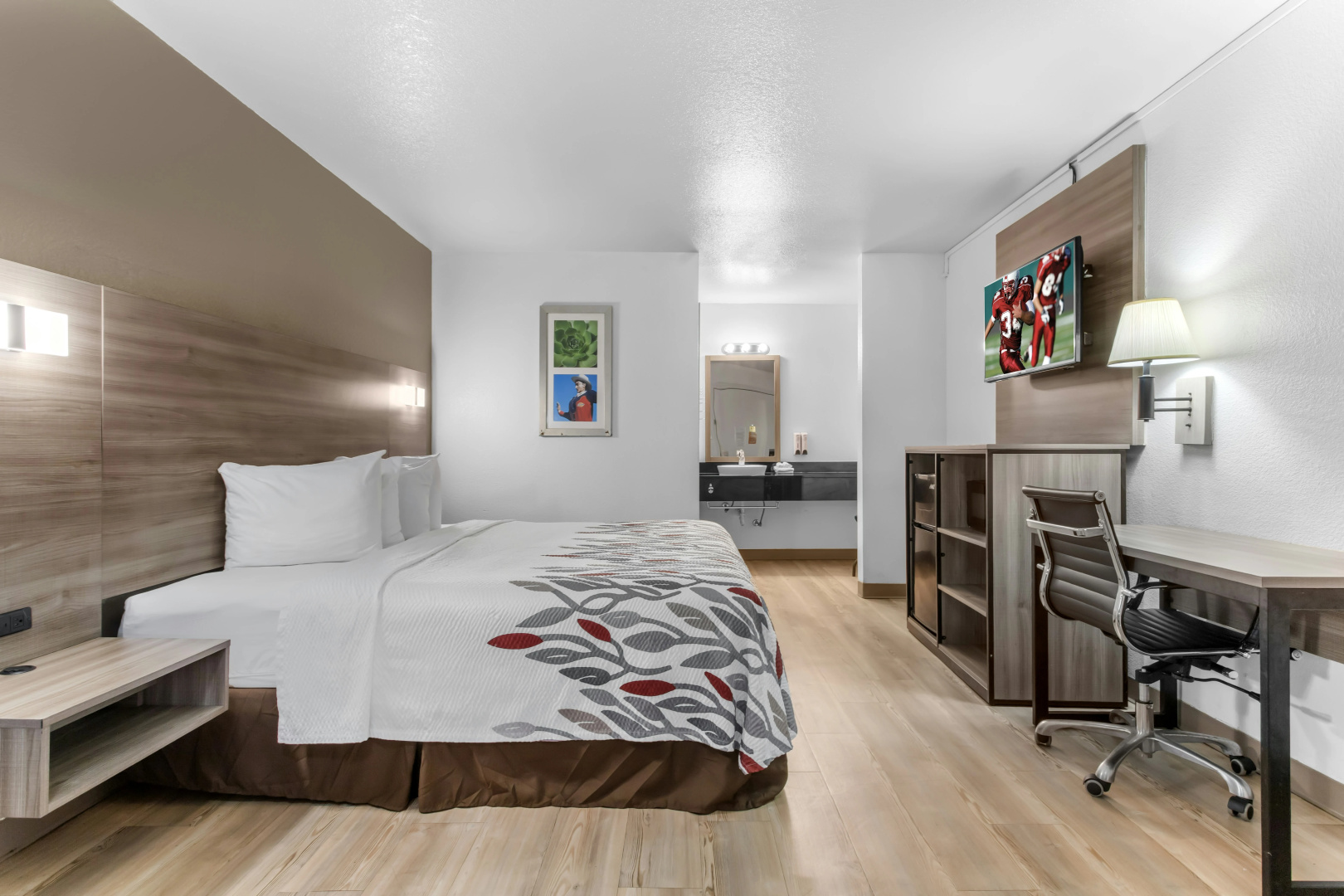 Photo - Red Roof Inn Houston – Jersey Village
