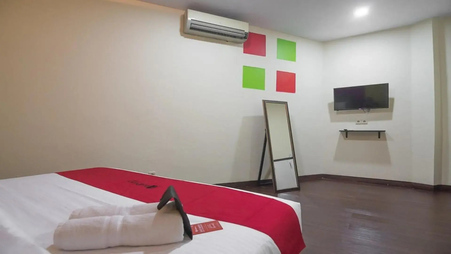 Foto - RedDoorz near ITC Mangga Dua