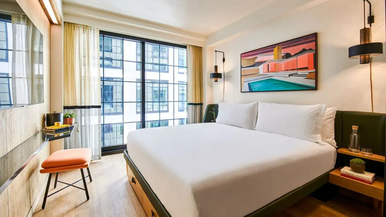 Photo - HOLLYWOOD VOLUME, a Tribute Portfolio Hotel