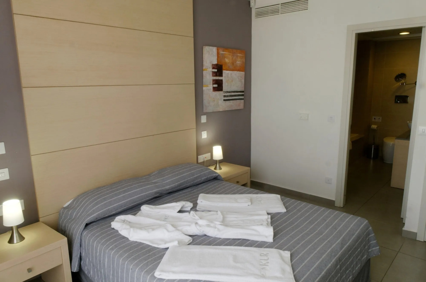 Photo - Blue Lagoon Kosher Hotel