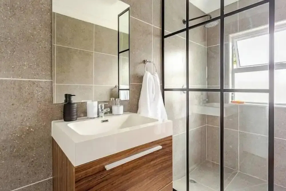 Foto - Caline VIP Luxury Jacuzzi &, Swimming Pool MEWS