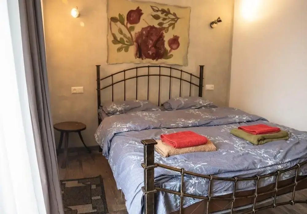 Photo - Korte Hotel Sleeps 14 With Courtyard