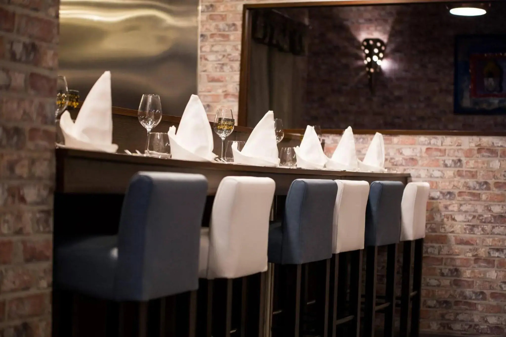 Photo - Dean Hamlet Hotel