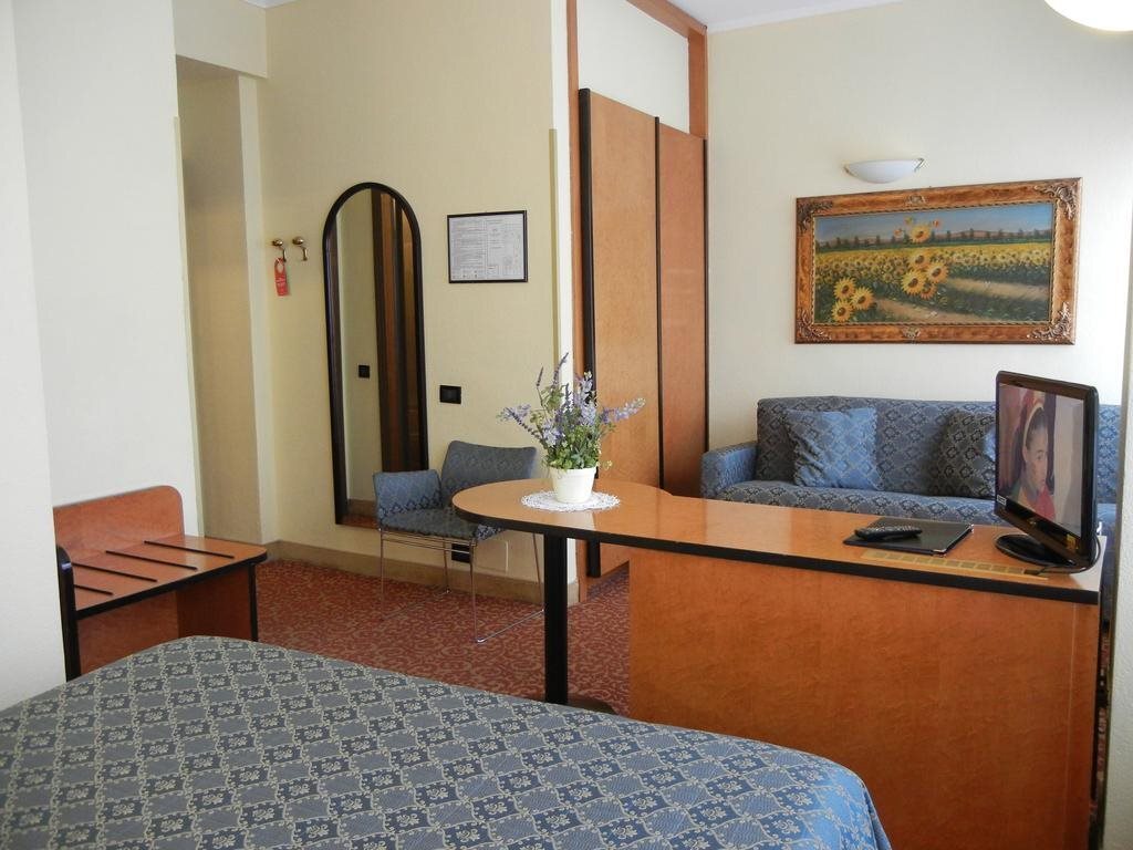 Photo - Delle Nazioni Milan Hotel