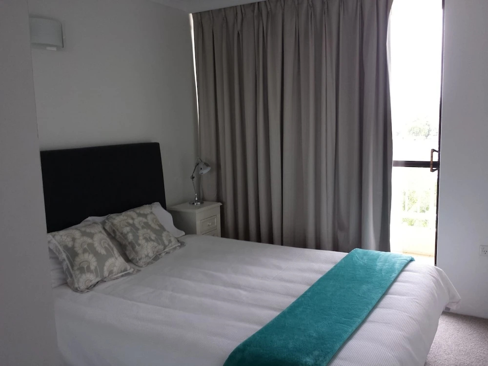 Photo - Kirribilli Riverfront Apartments