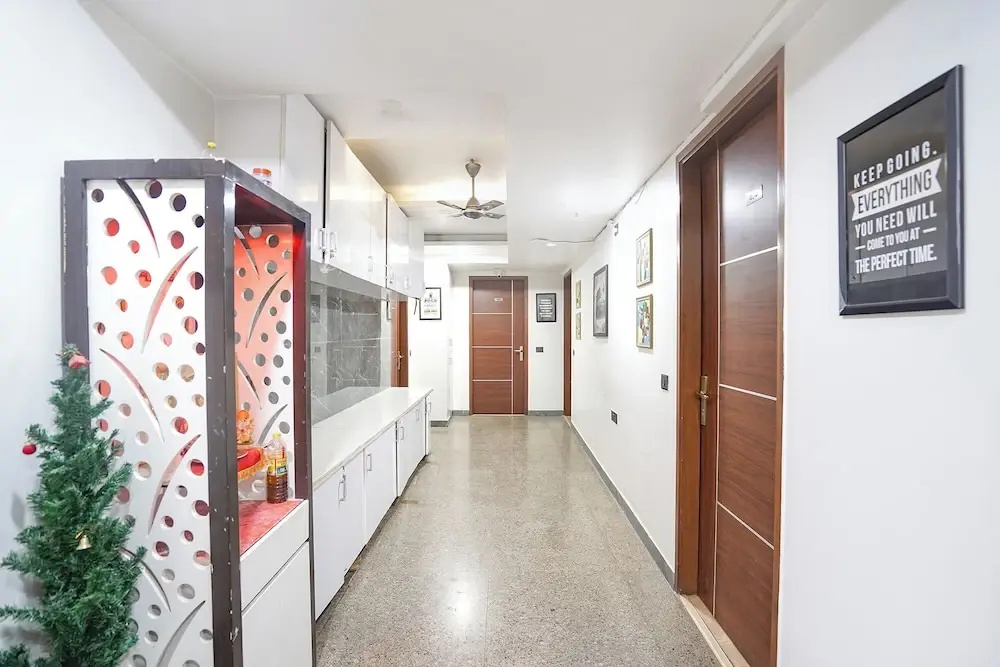 Foto - FabHotel Golden Eye Inn - Nehru Place Market