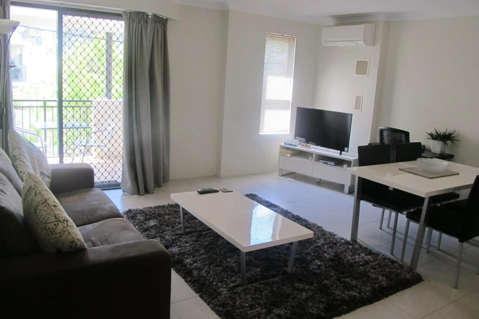 Foto - Spring Hill Mews Apartments
