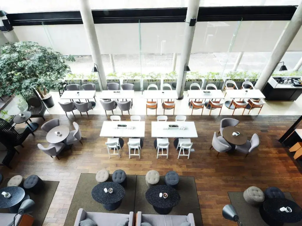 Photo - Morrissey Hotel