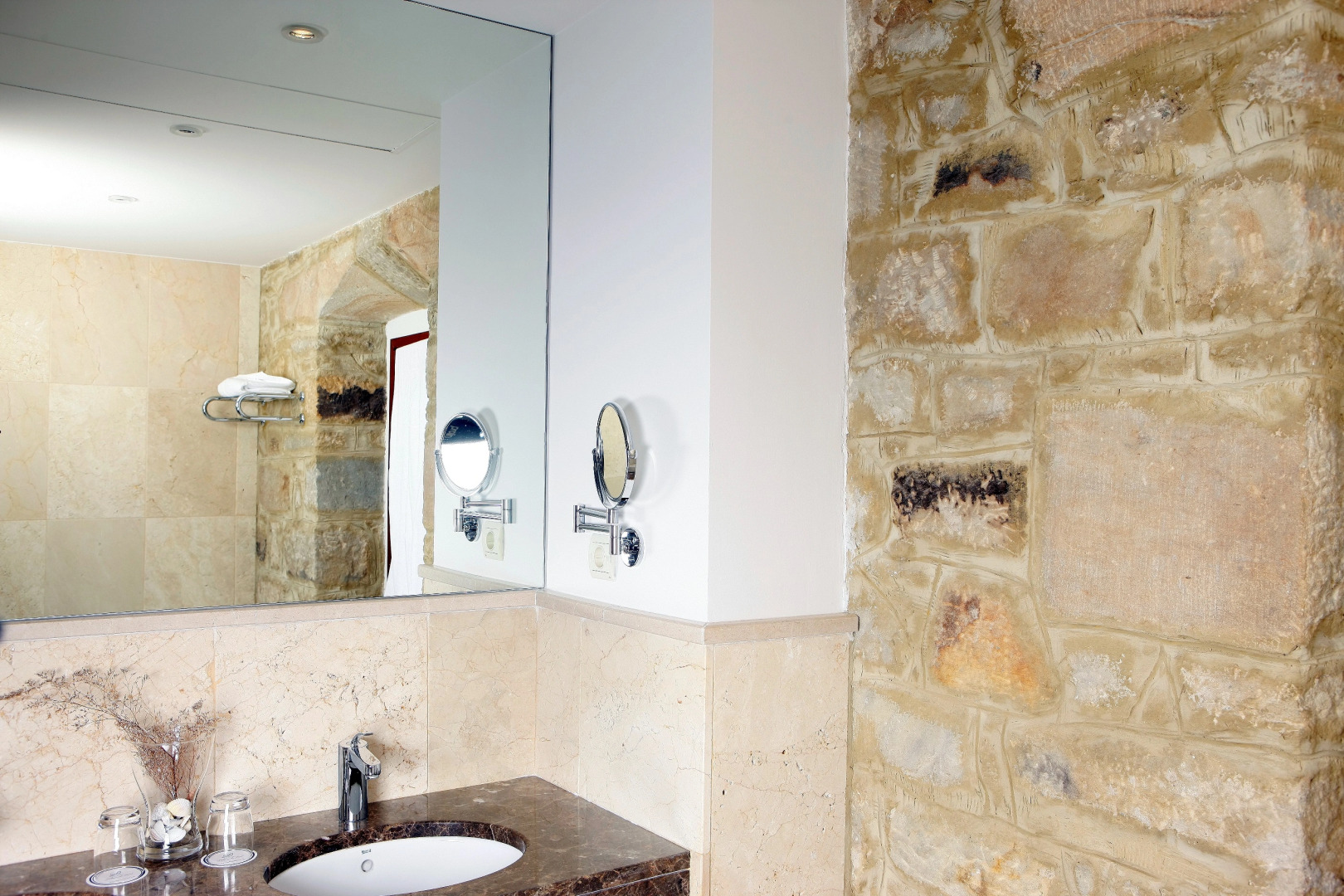 Foto - CoolRooms Palacio de Luces