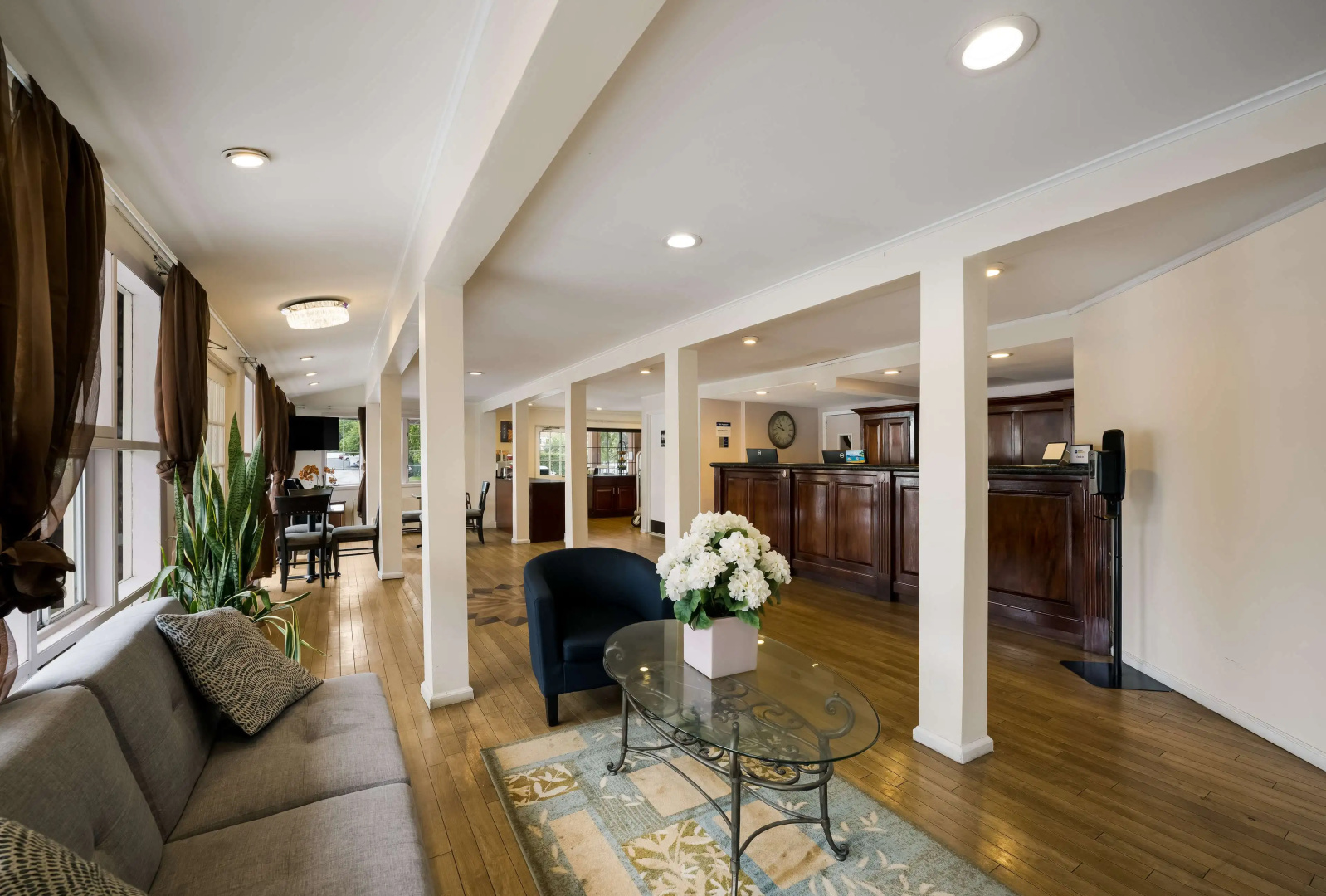 Photo - SureStay Plus by Best Western Woodbury Inn