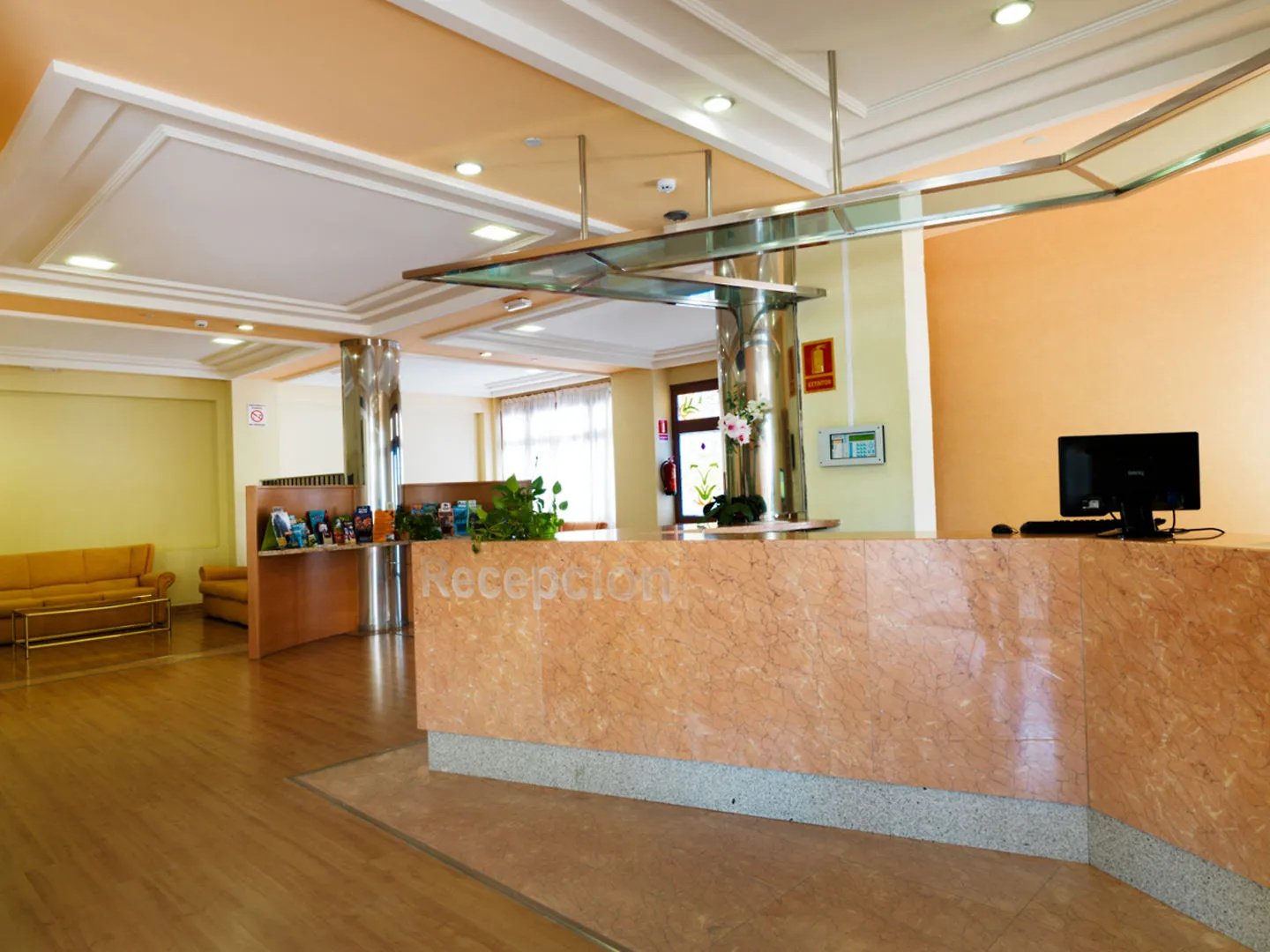 Photo - Hotel Monarque Cendrillón