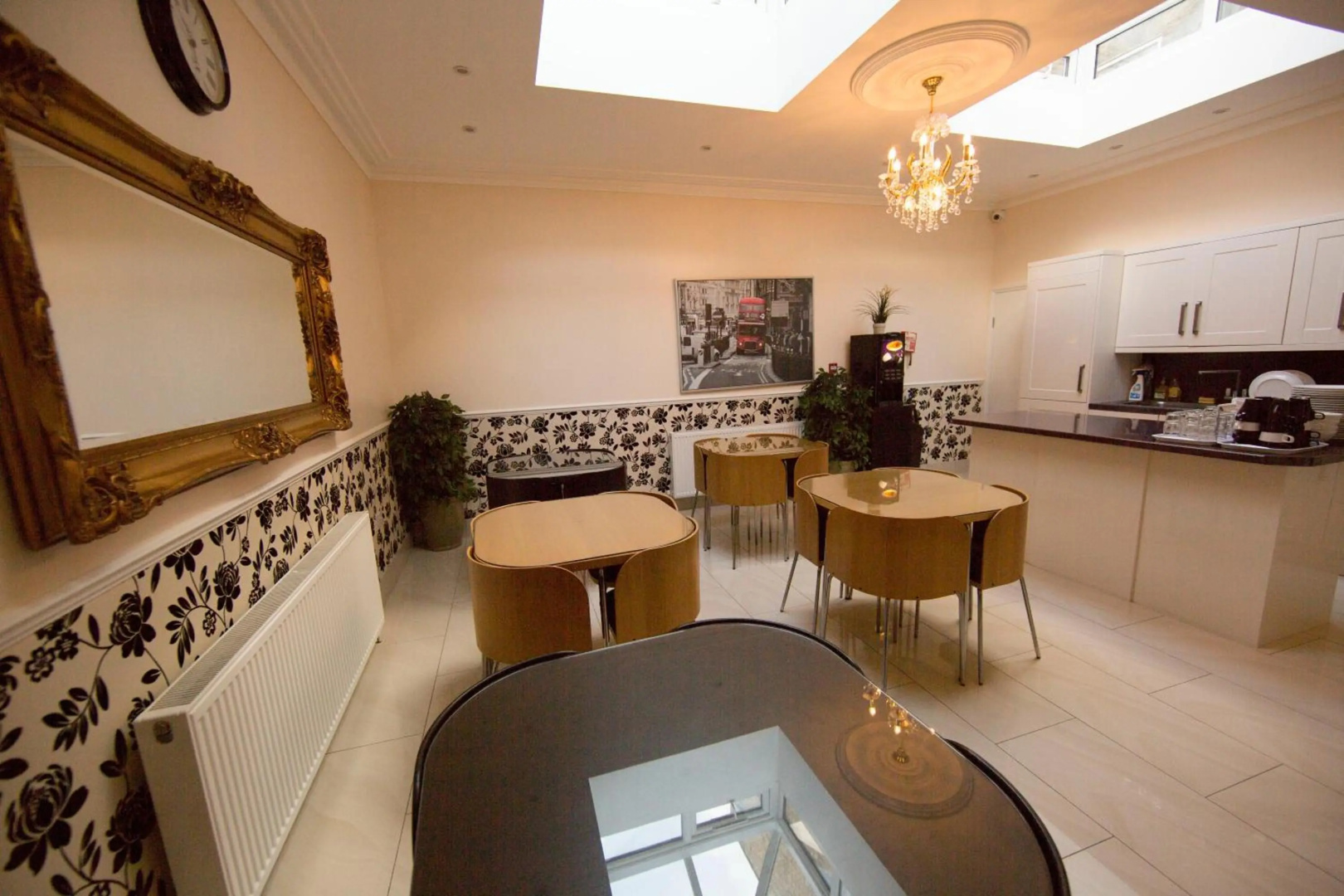 Foto - Royal London Hotel By Saba
