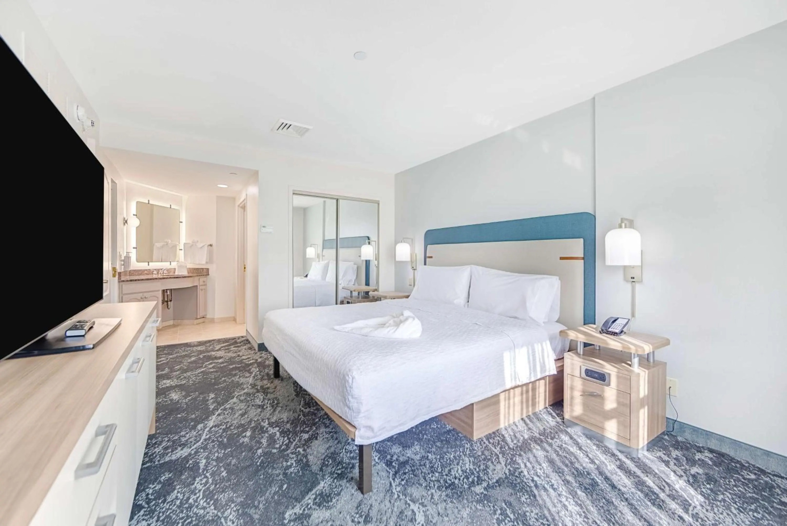 Photo - Homewood Suites by Hilton East Rutherford - Meadowlands, NJ