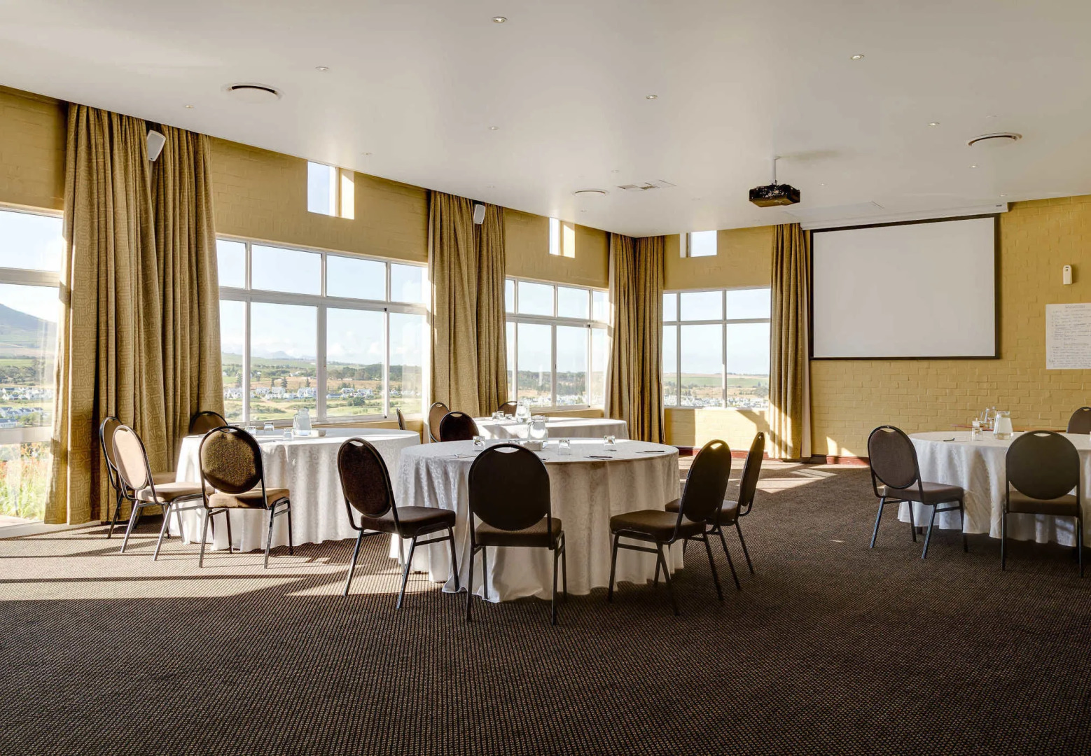 Foto - Protea Hotel by Marriott Stellenbosch & Conference Centre