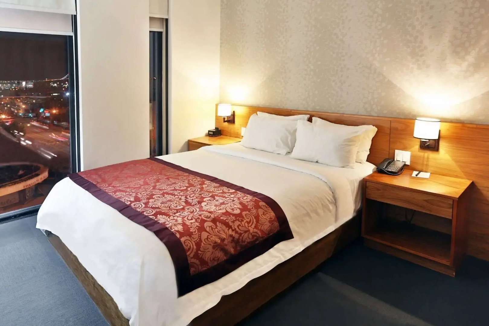 Photo - The Parc Hotel