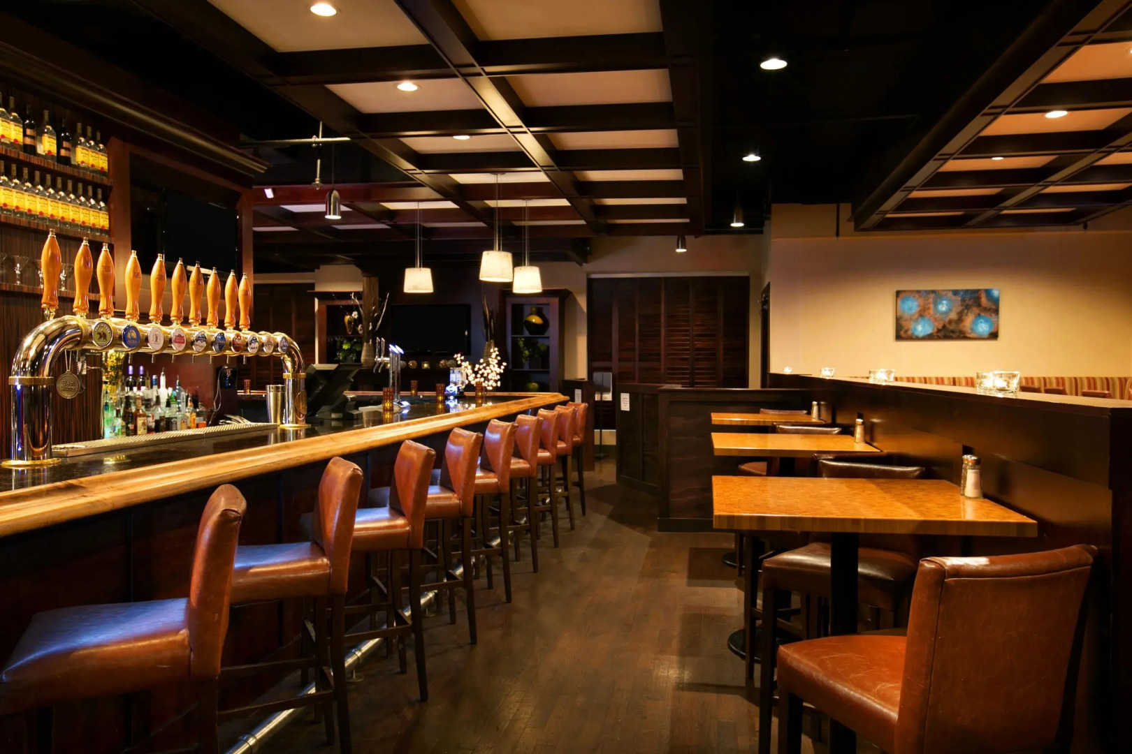 Foto - Four Points by Sheraton Victoria Gateway