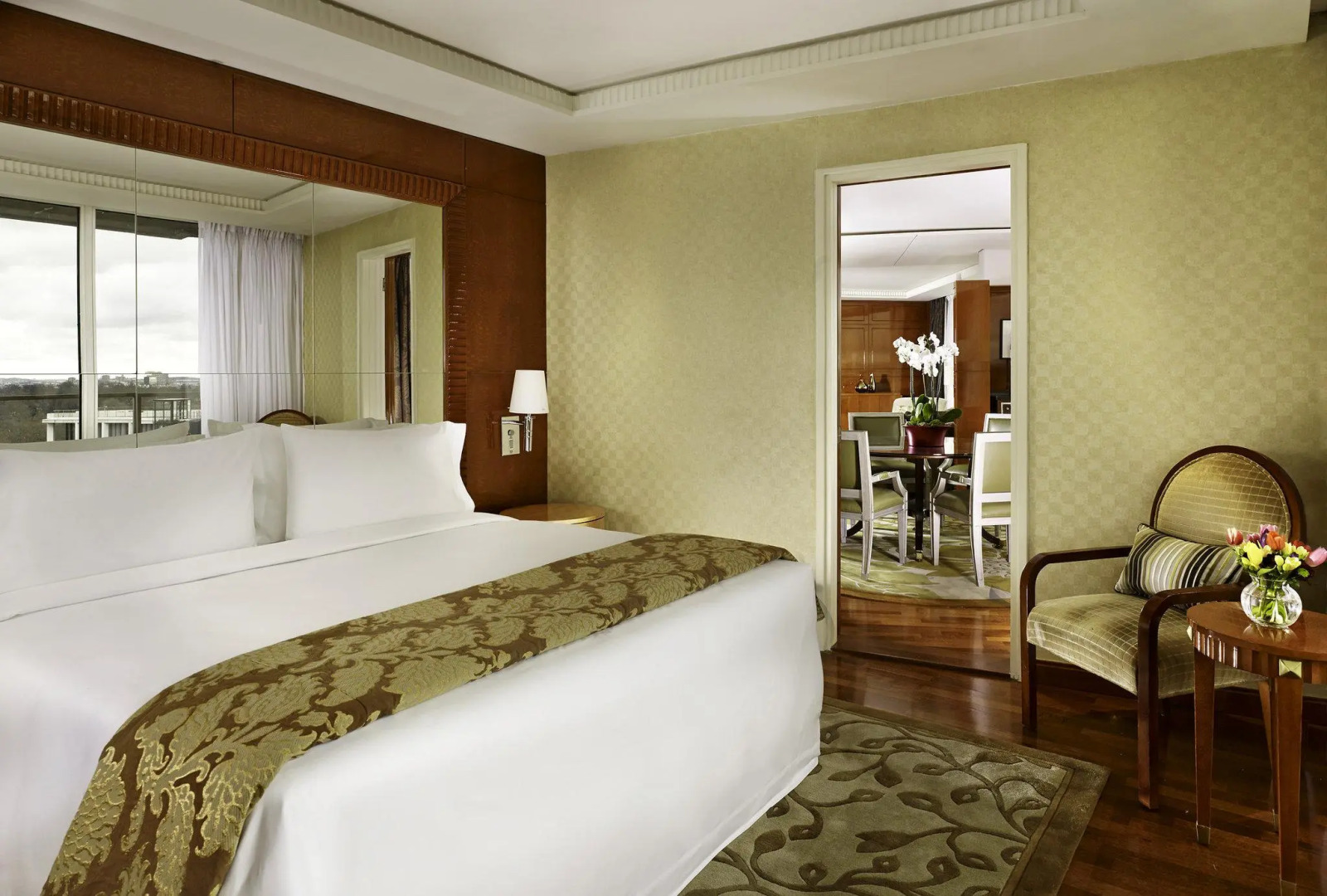 Photo - The Park Tower Knightsbridge, a Luxury Collection Hotel, London