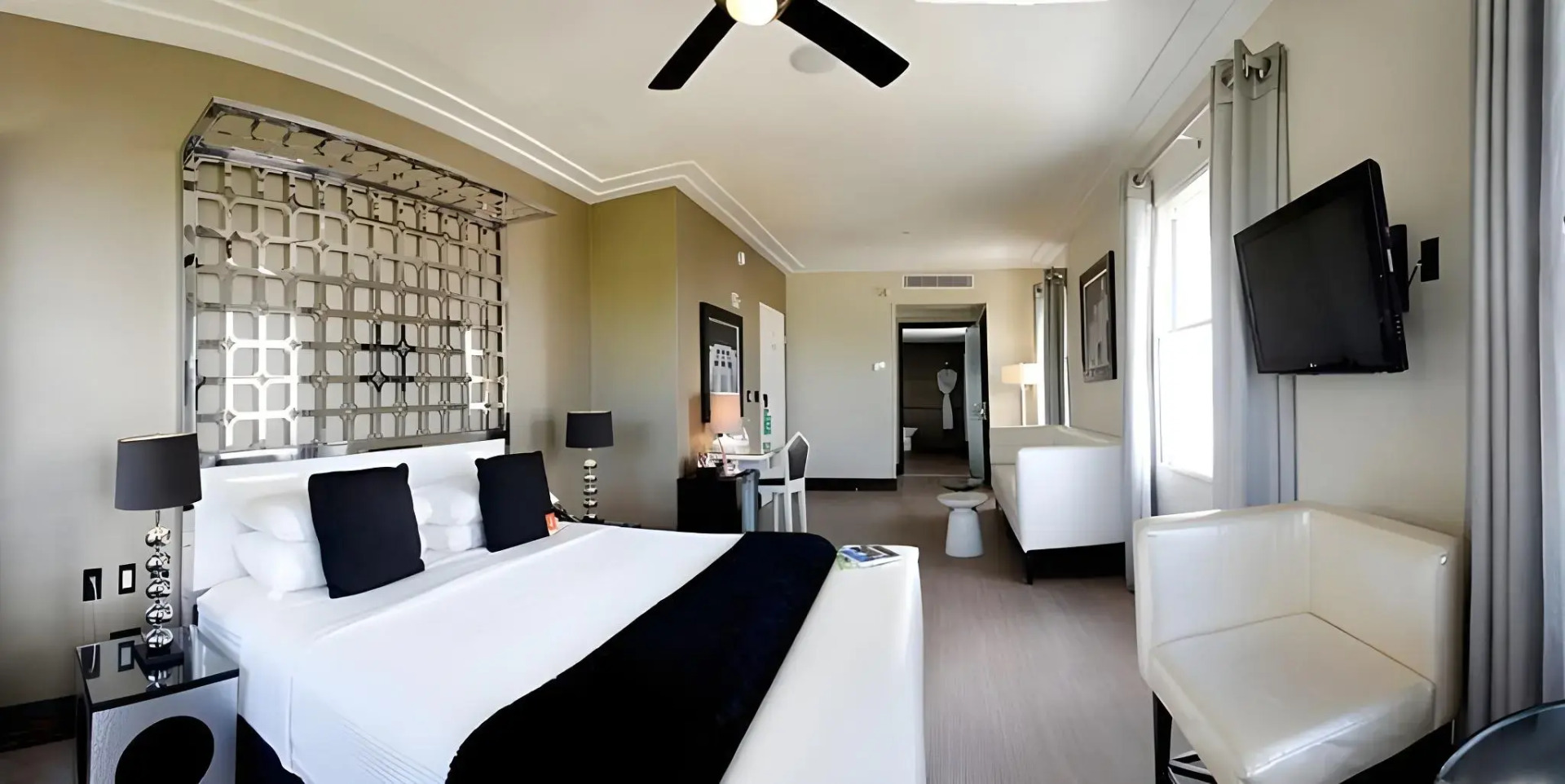 Photo - Waldorf Towers South Beach