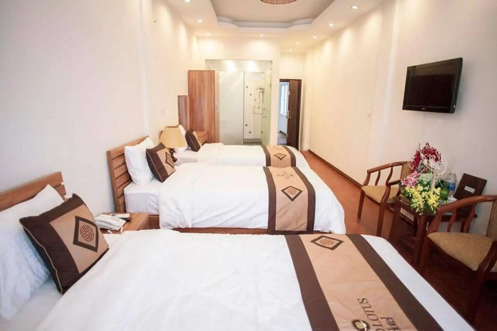 Photo - Wild Lotus Hotel & Travel 2