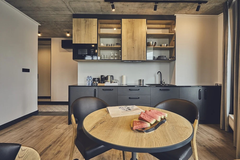 Photo - The Bridge Suites Hotel