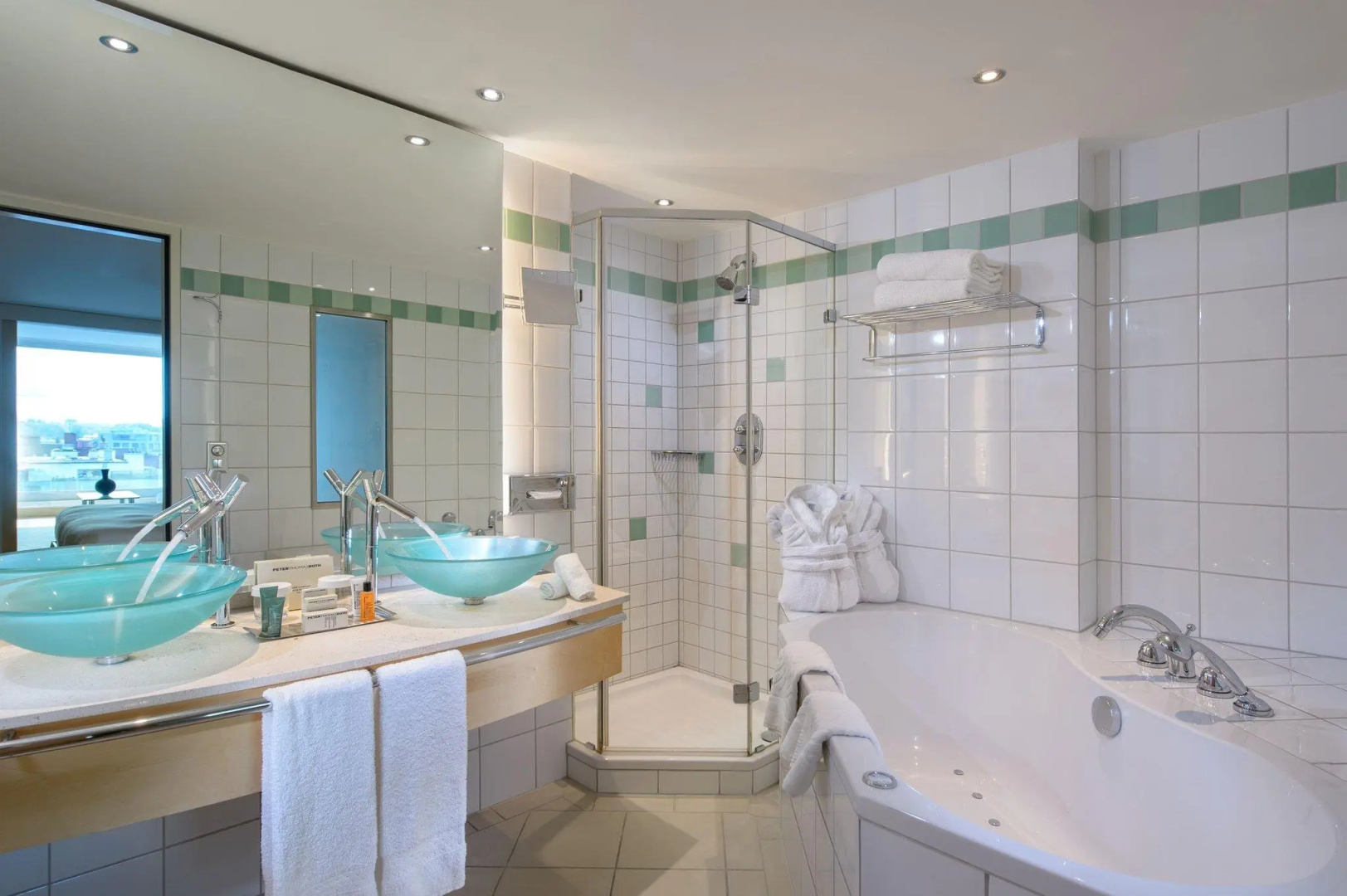 Photo - Hilton Zurich Airport