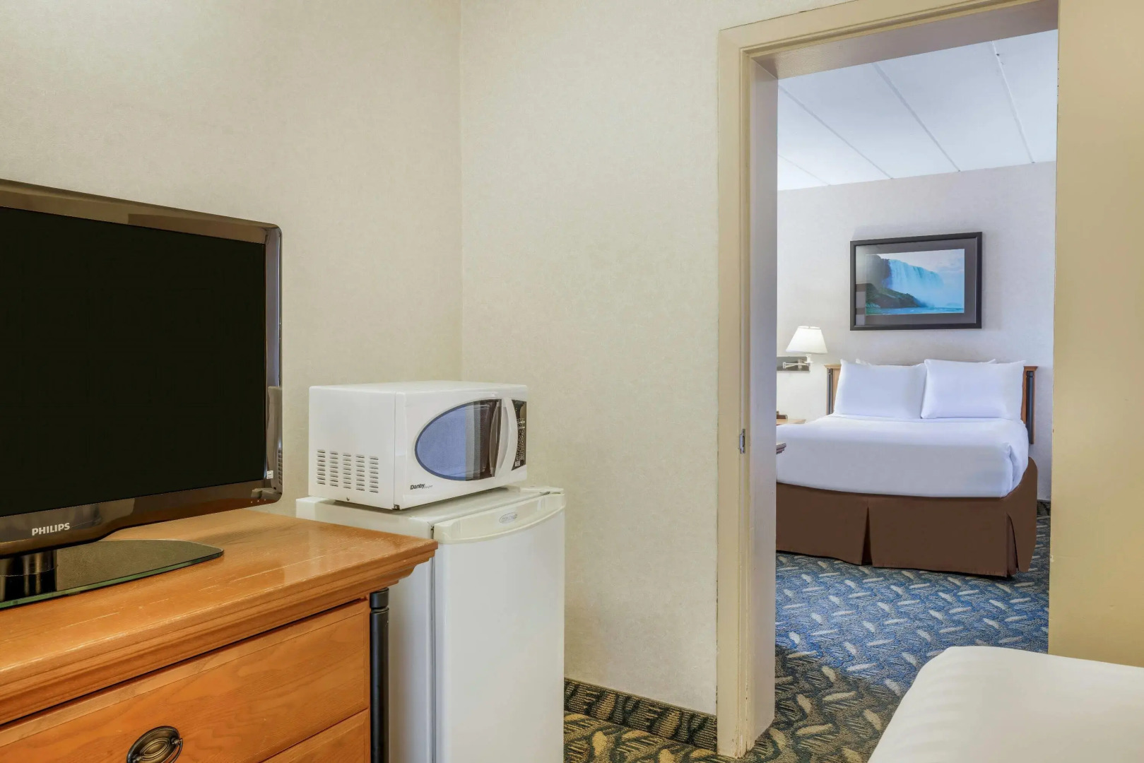 Foto - Travelodge by Wyndham Niagara Falls At the Falls