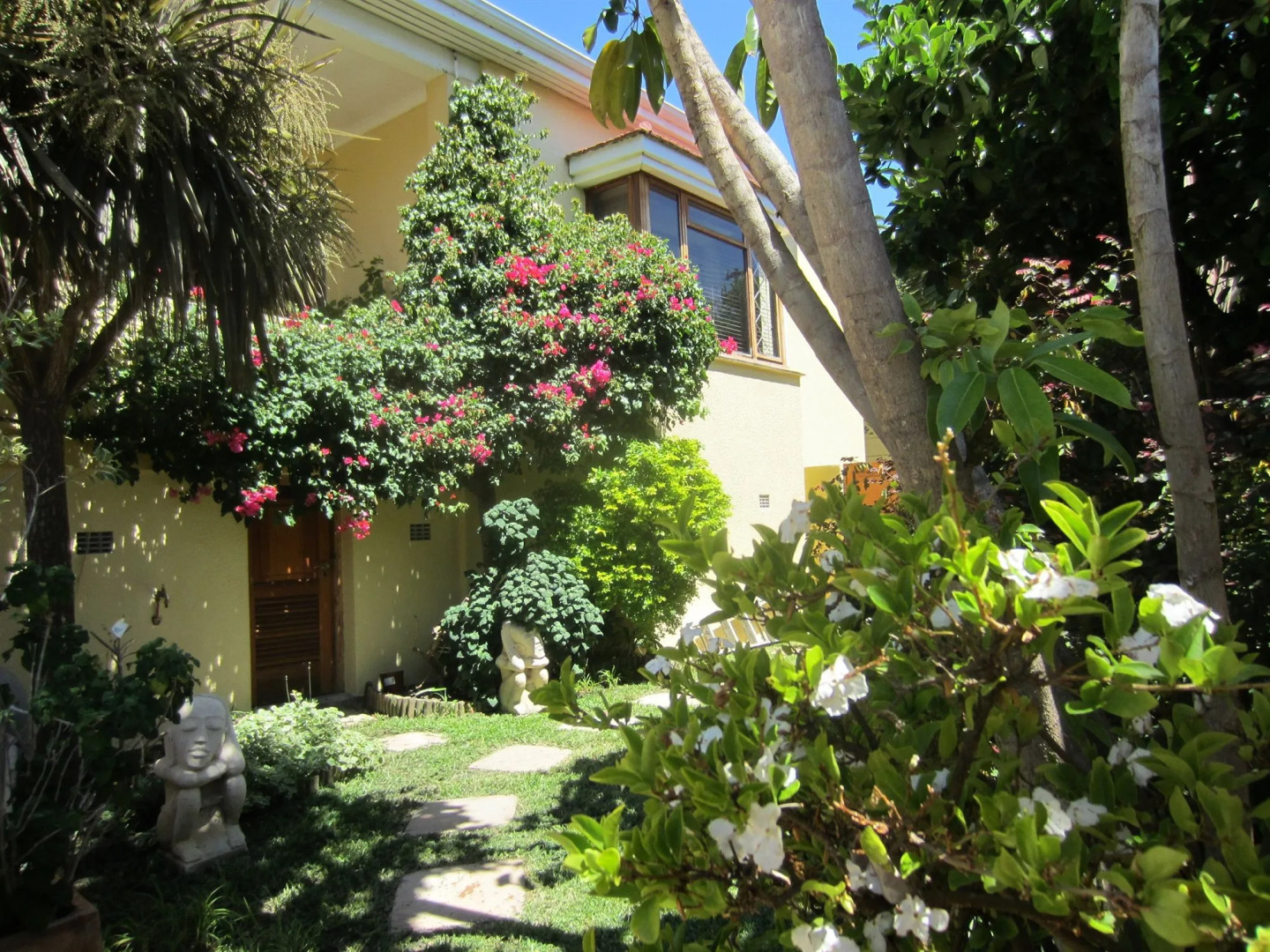 Foto - LOLOHO LODGE - 24h solar power