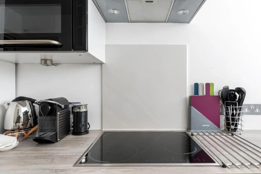 Foto - Buckingham & Lloyds