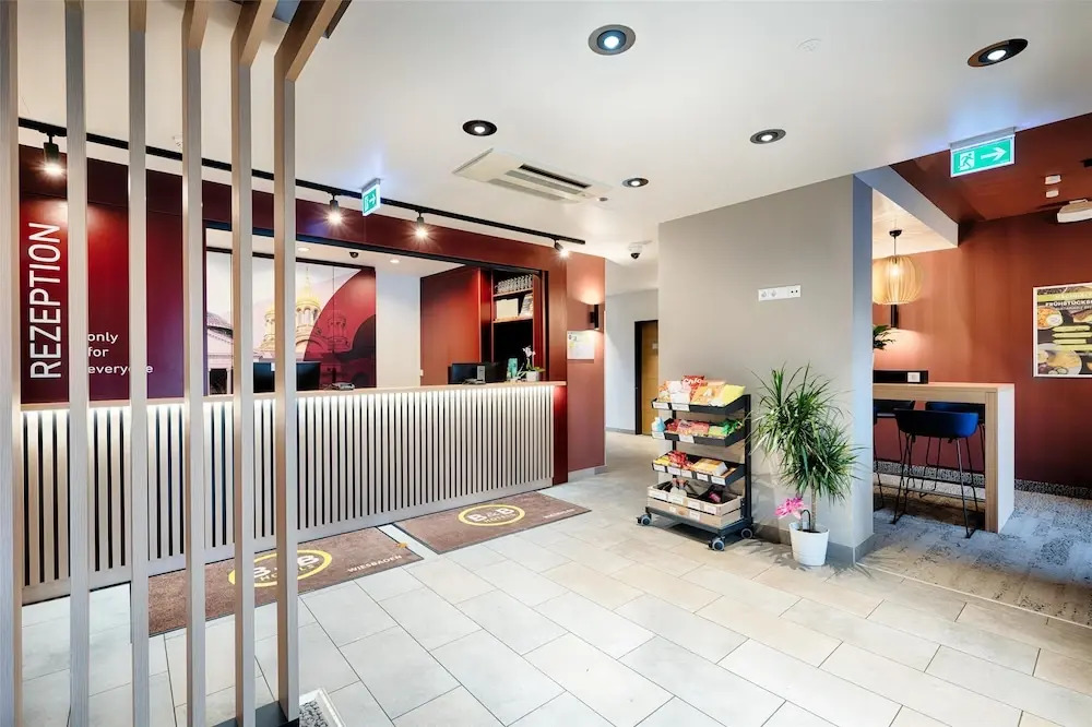 Photo - B&B HOTEL Wiesbaden-Hbf
