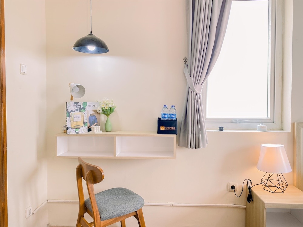 Comfy Studio At Grand Palace Kemayoran Apartment Near Jiexpo
