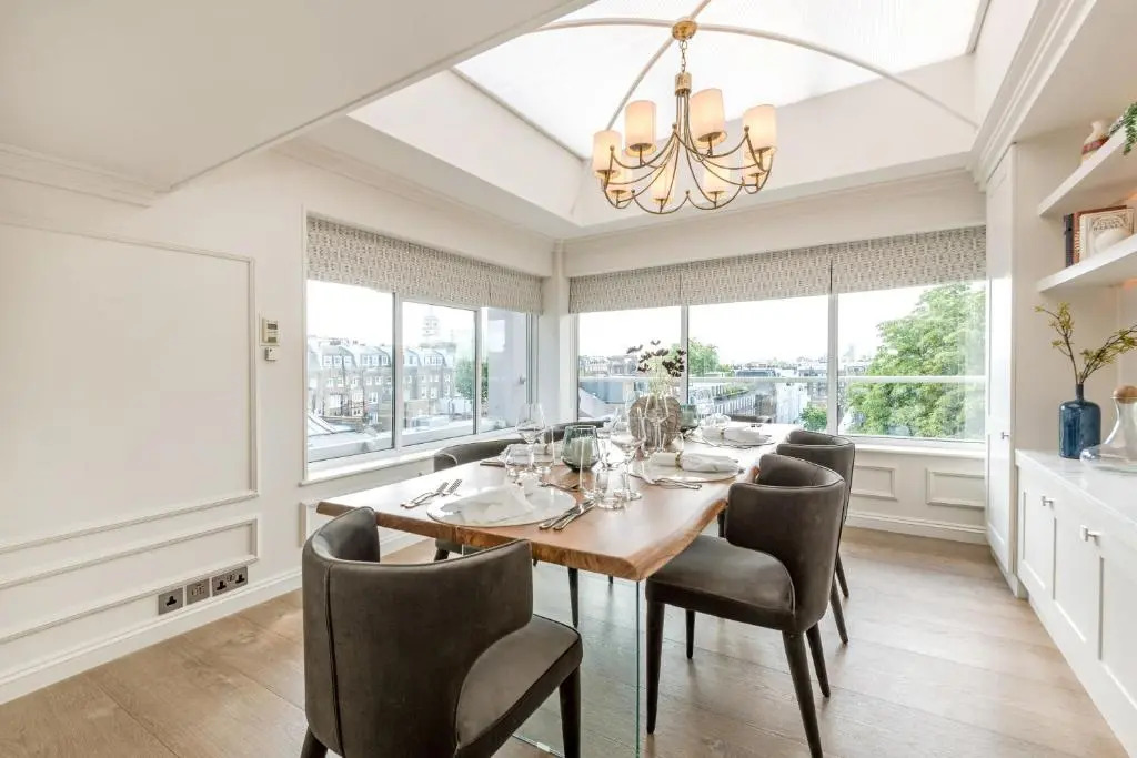 Photo - Buckingham & Lloyds