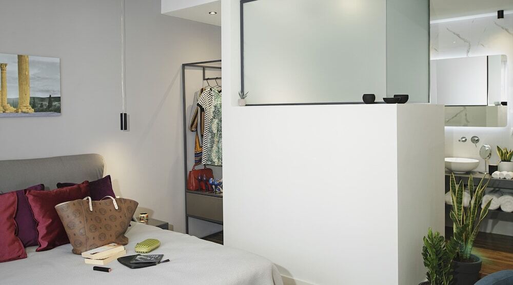 Photo - The Gem Society Hotel