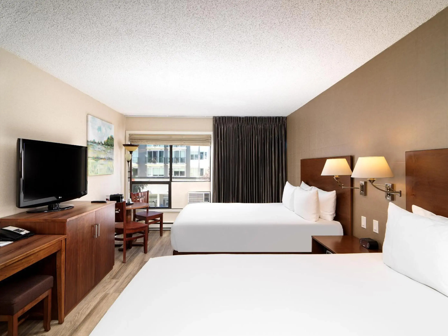 Photo - Huntingdon Hotel and Suites
