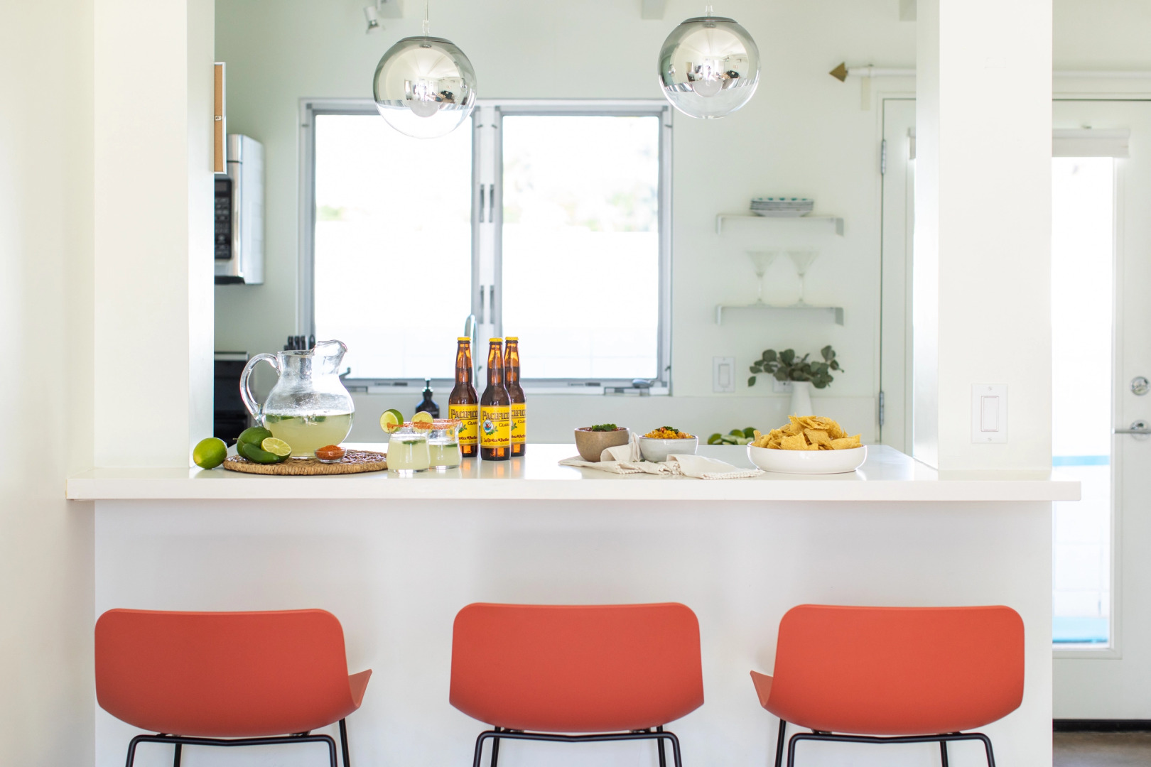 Foto - The Wesley by AvantStay Mid-Century Modern Oasis with Pool