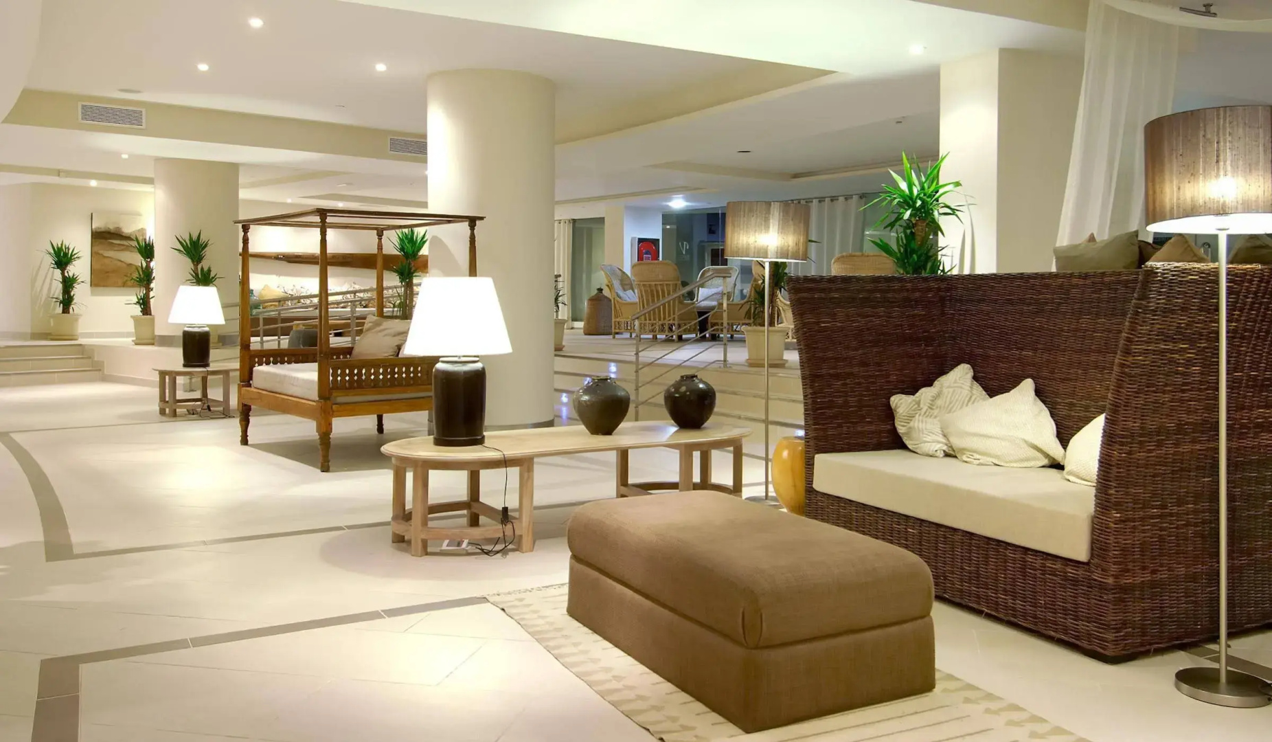 Photo - The Salmar - New Opening