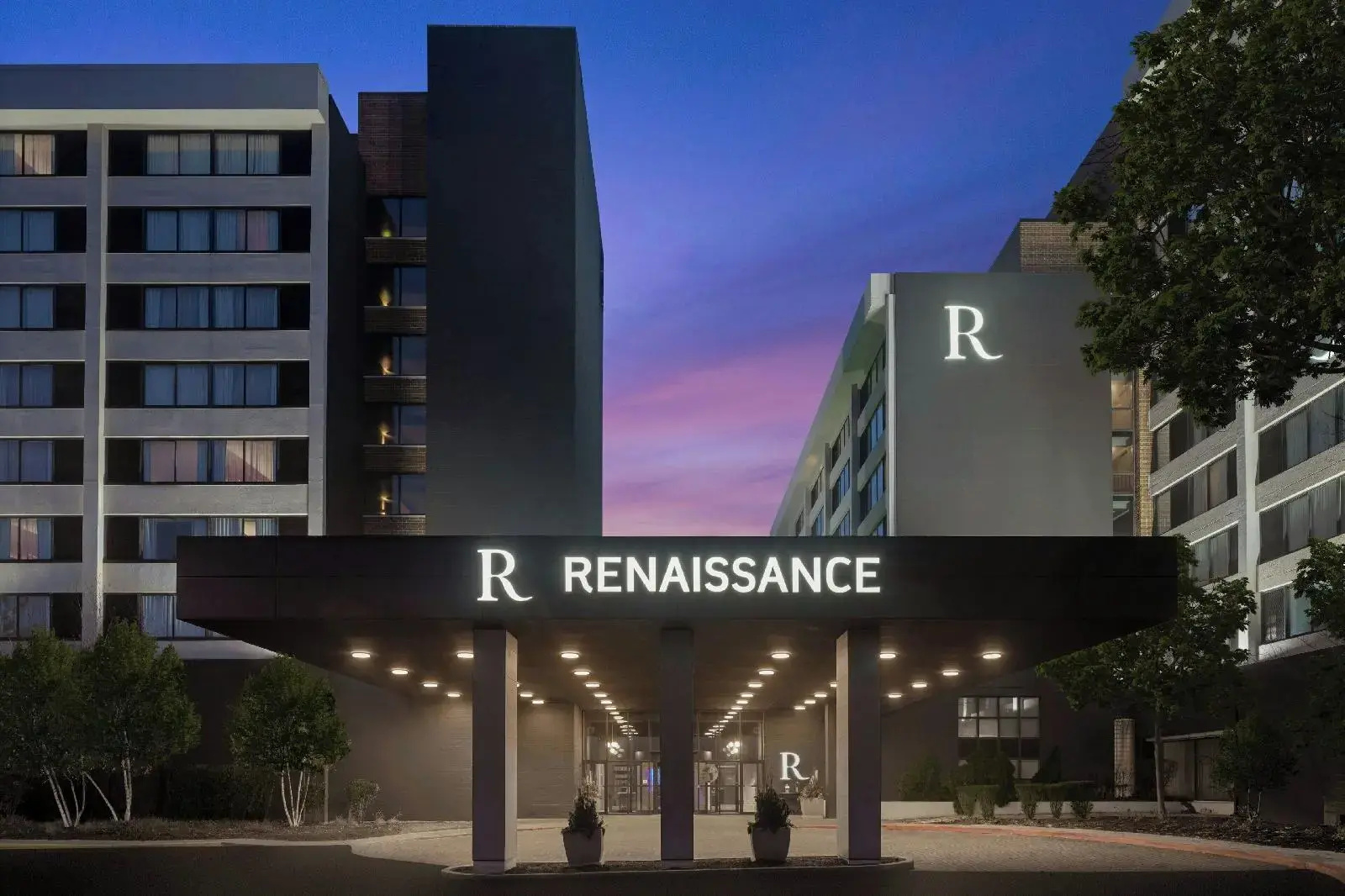 Photo - Renaissance Chicago North Shore Hotel