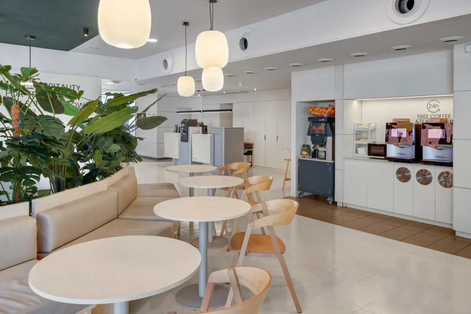 Foto - B&B HOTEL Girona 3