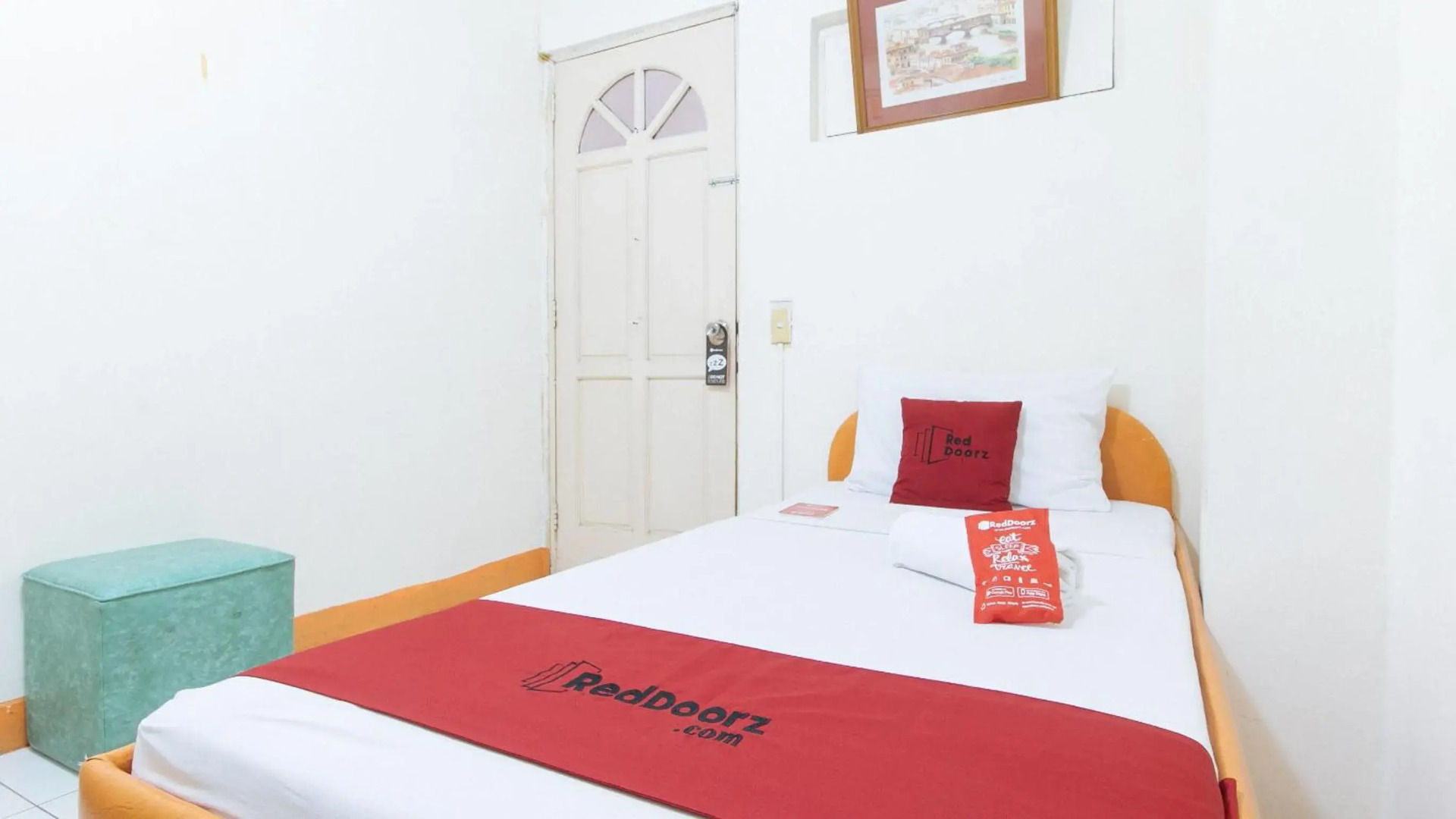 Foto - RedDoorz near East Avenue Medical Center