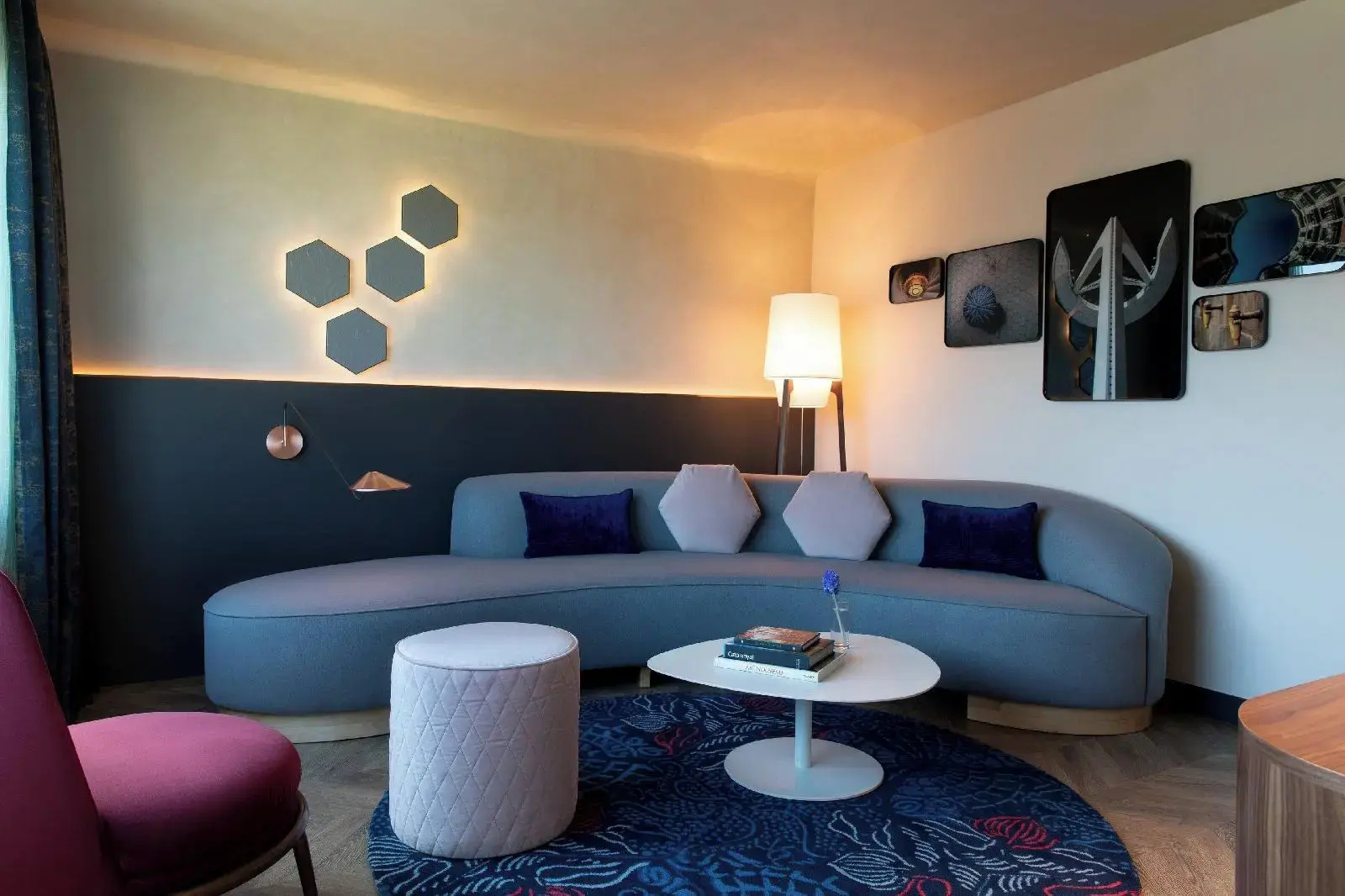 Photo - Renaissance Barcelona Hotel