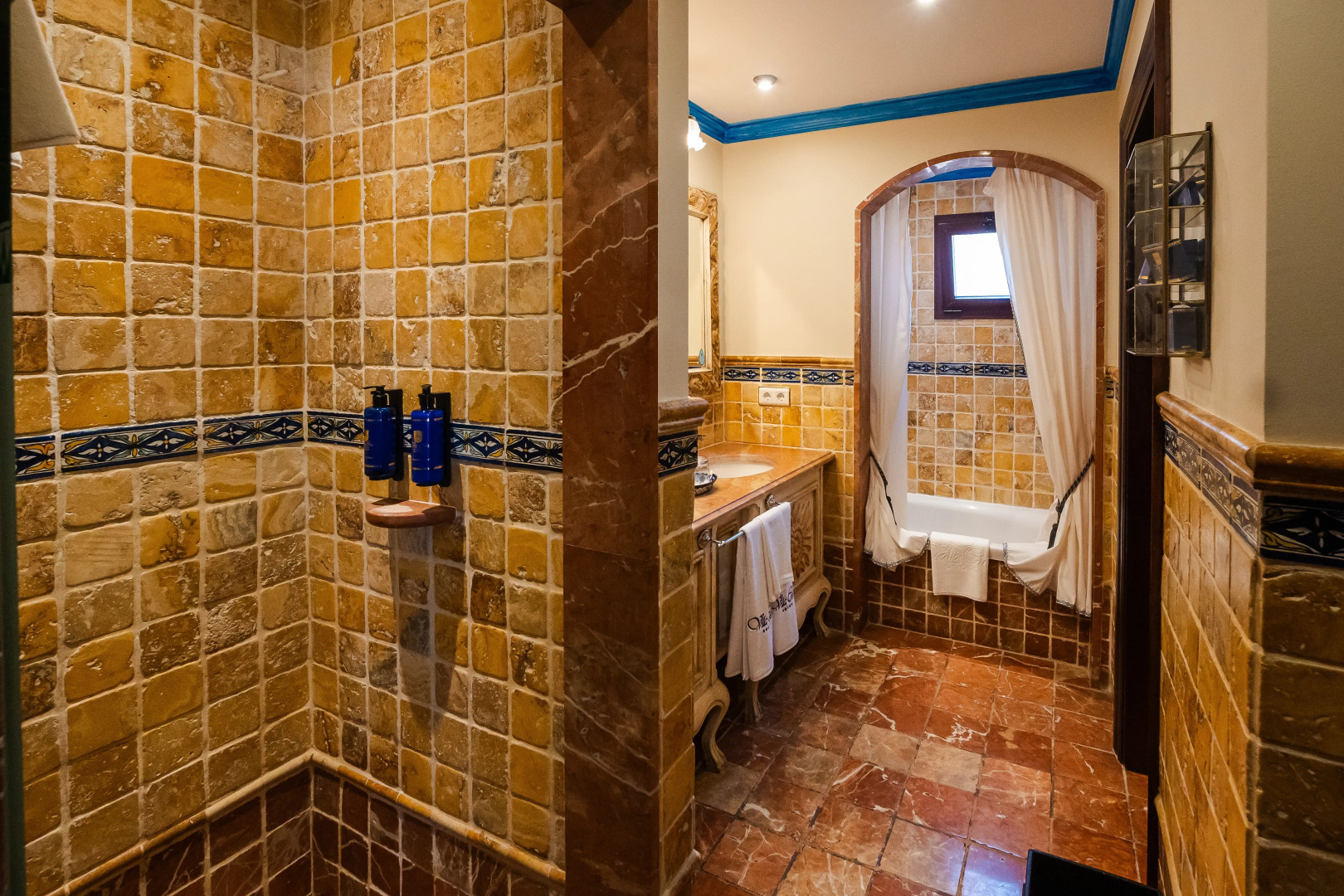 Photo - Europe Villa Cortes GL