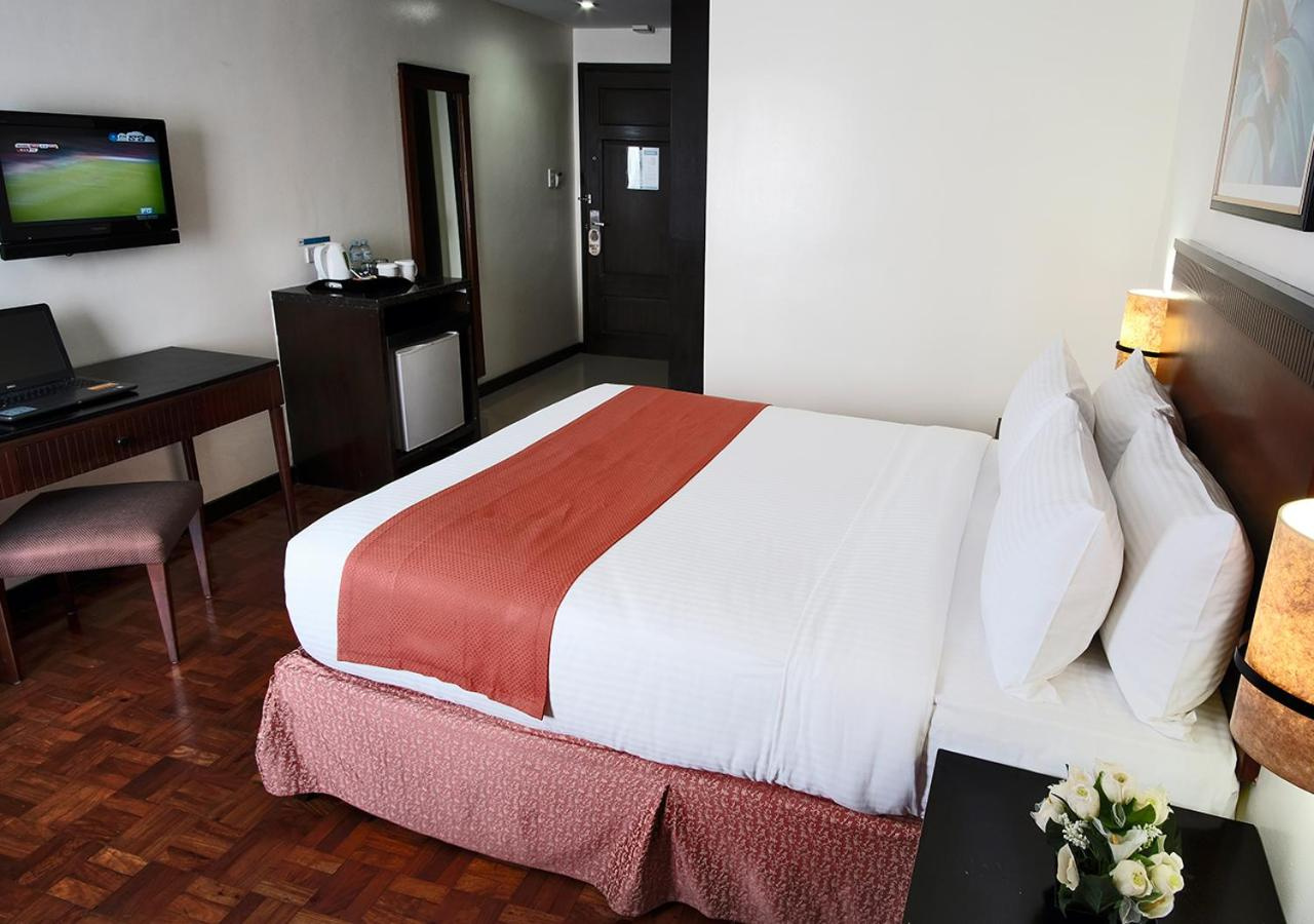 Foto - Fersal Hotel Neptune Makati